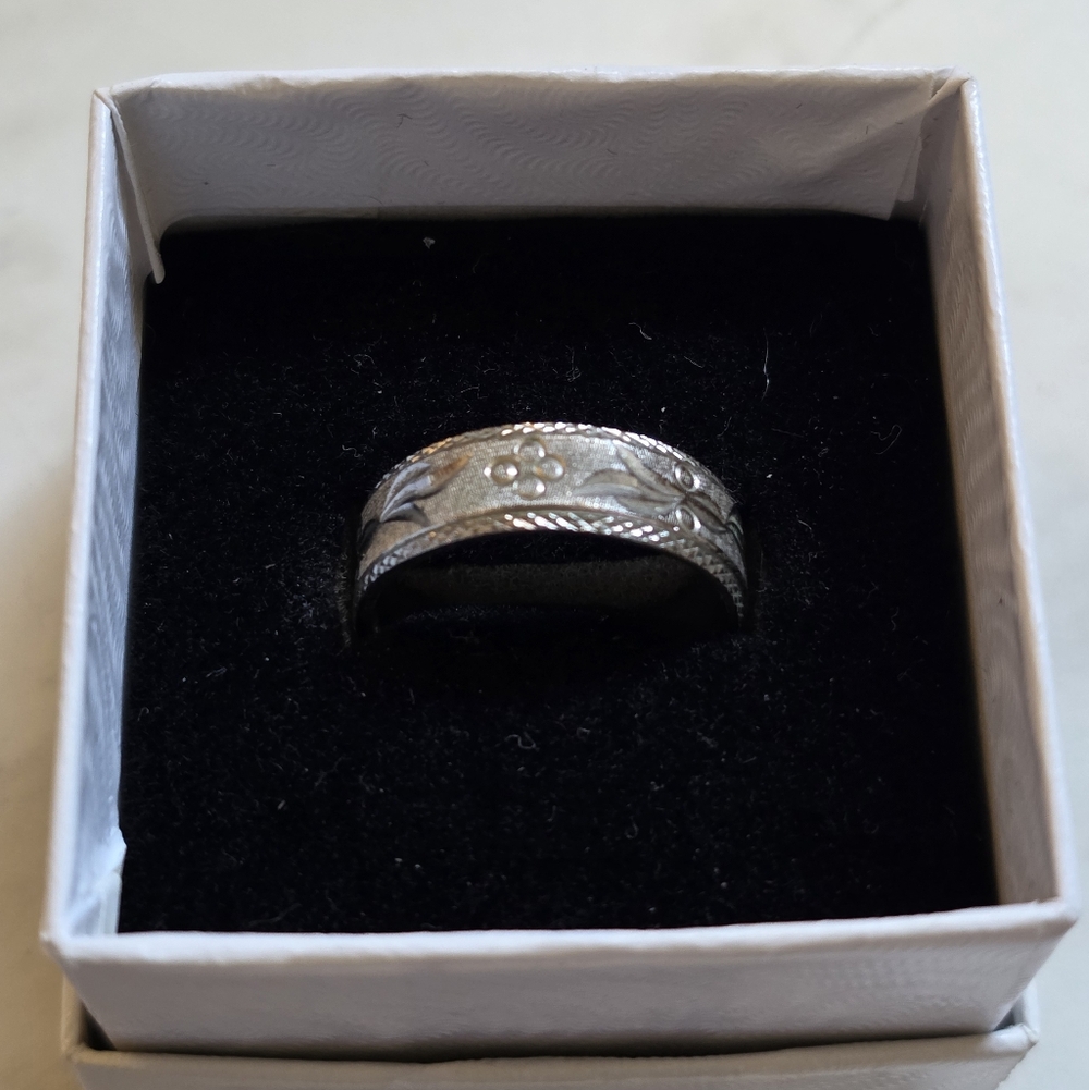 925Silver Floral Pattern Ring